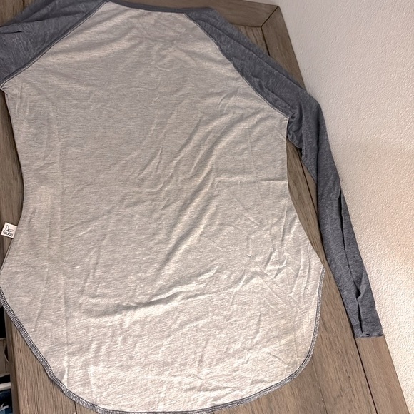 NWT [Touch By Alyssa Milano] Michigan Wolverines NCAA Long-Sleeve Top Women’s S - Picture 7 of 10